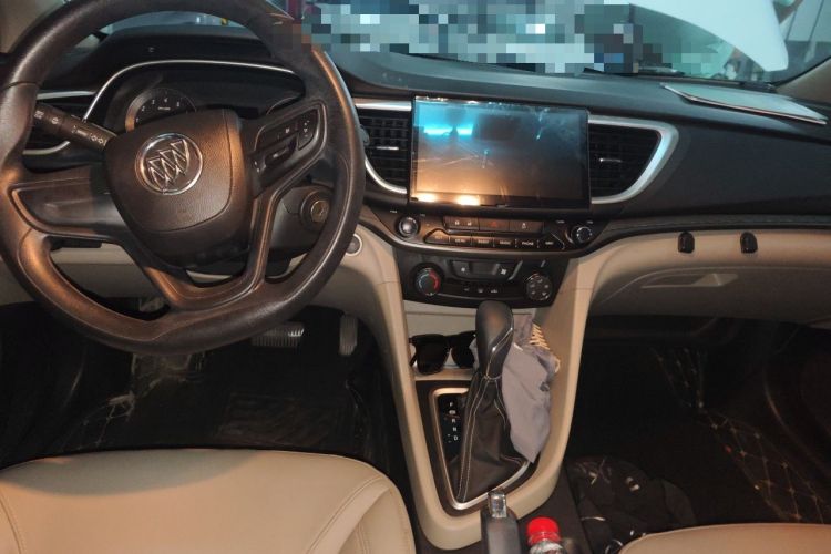 Used Buick GT 2016 15N Automatic Elite Edition Center Console