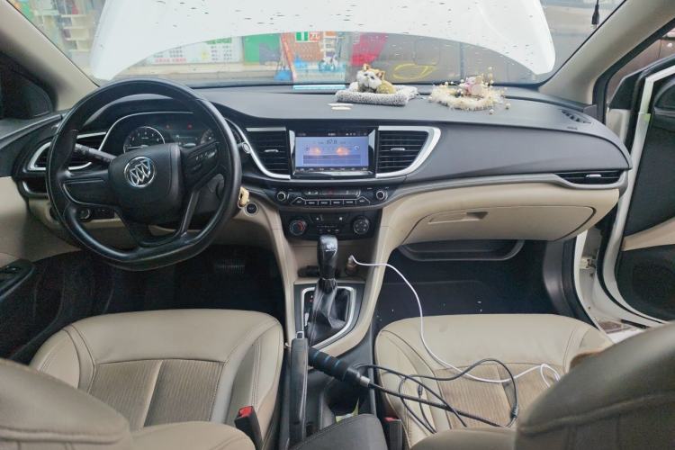 Used Buick GT 2016 15N Automatic Elite Edition Center Console