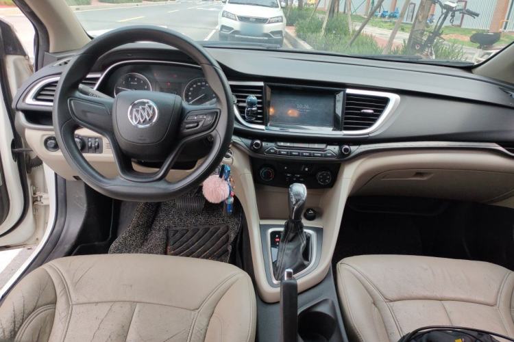 Used Buick GT 2016 15N Automatic Entry-Level Trim Center Console