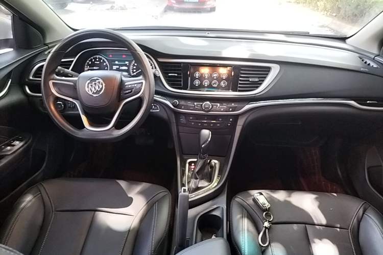 Used Buick GT 2016 15N Automatic Luxury Edition Center Console