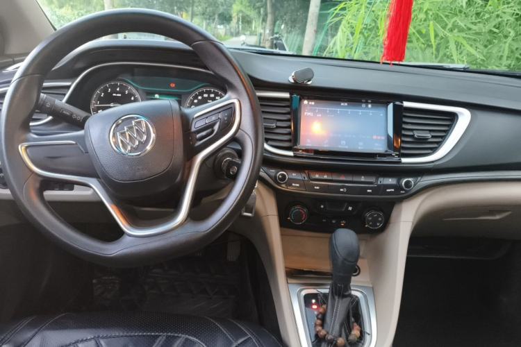 Used Buick GT 2016 15N Automatic Elite Edition Center Console