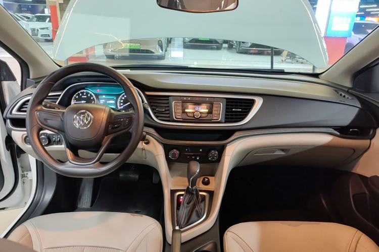 Used Buick GT 2016 15N Automatic Elite Edition Center Console