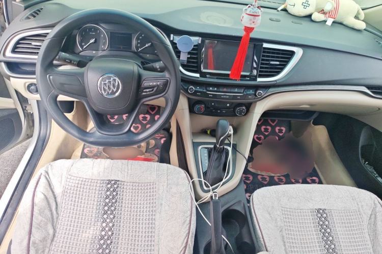 Used Buick GT 2016 15N Automatic Elite Edition Center Console