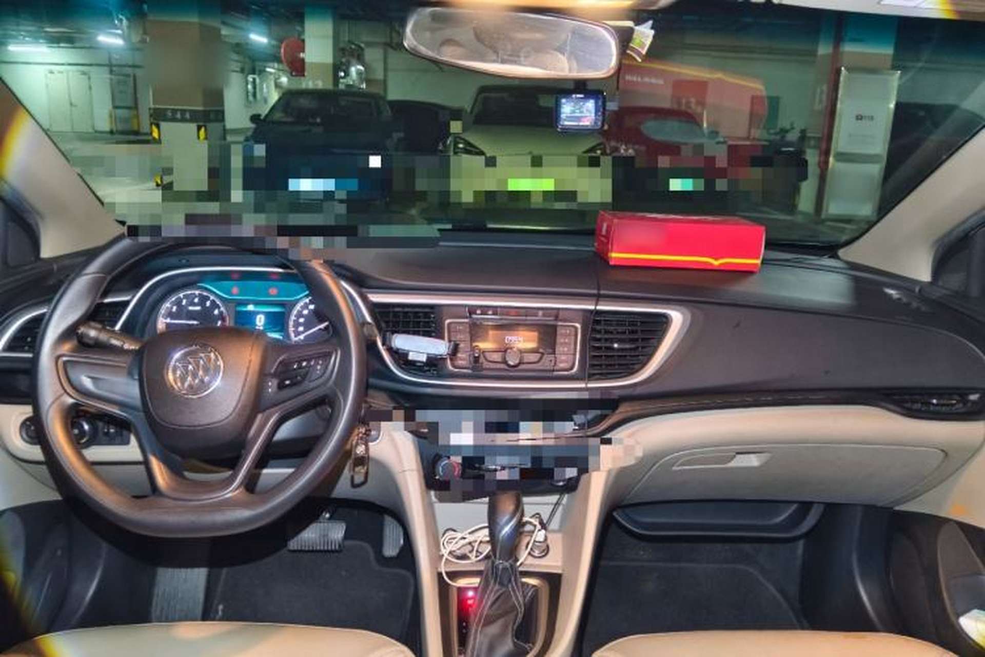 Used Buick GT 2016 15N Automatic Elite Edition Center Console