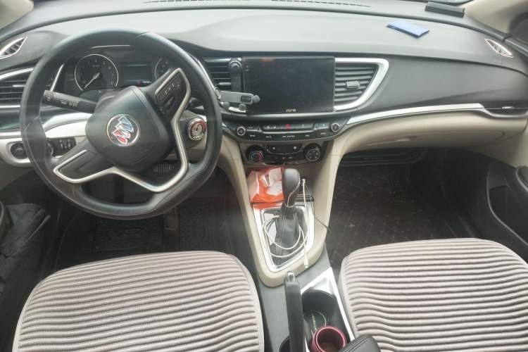 Used Buick GT 2016 15N Automatic Elite Edition Center Console