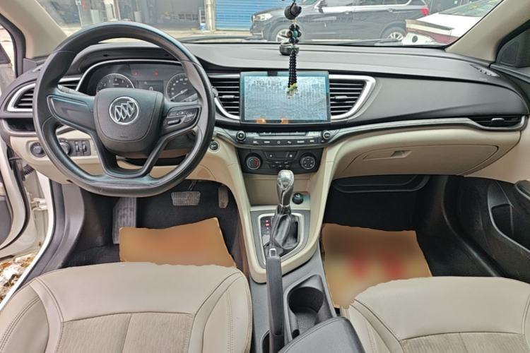 Used Buick GT 2016 15N Automatic Elite Edition Center Console
