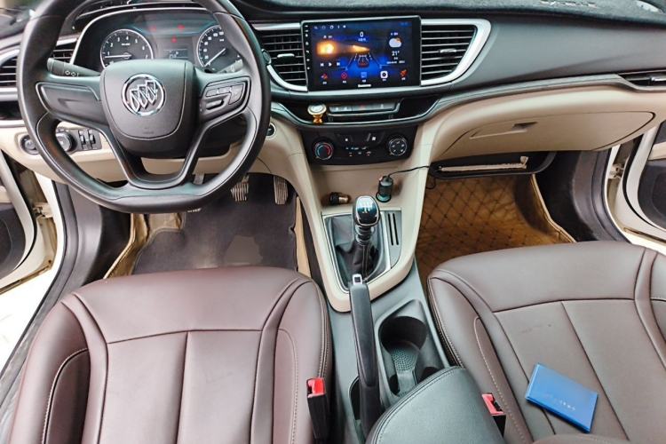 Used Buick GT 2016 15N Manual Entry-Level Trim Center Console
