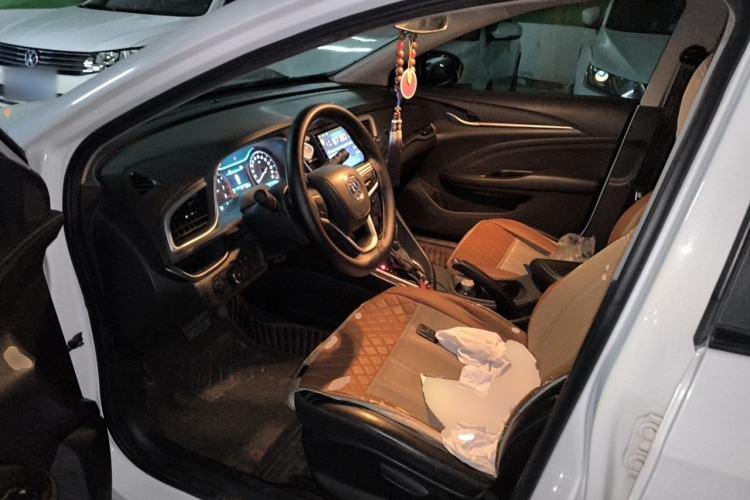 Used Buick GT 2016 15N Automatic Luxury Edition Driver Seat