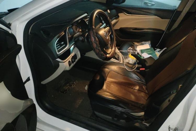 Used Buick GT 2016 15N Automatic Elite Edition Driver Seat
