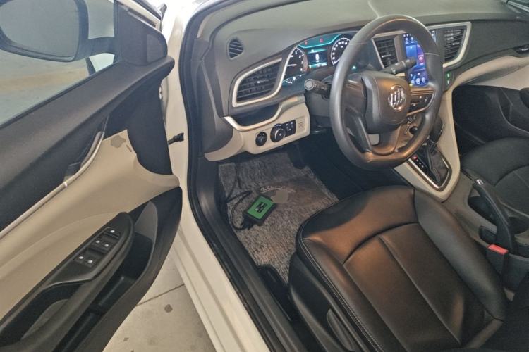 Used Buick GT 2016 15N Automatic Elite Edition Driver Seat