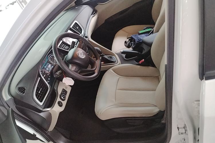 Used Buick GT 2016 15N Automatic Elite Edition Driver Seat