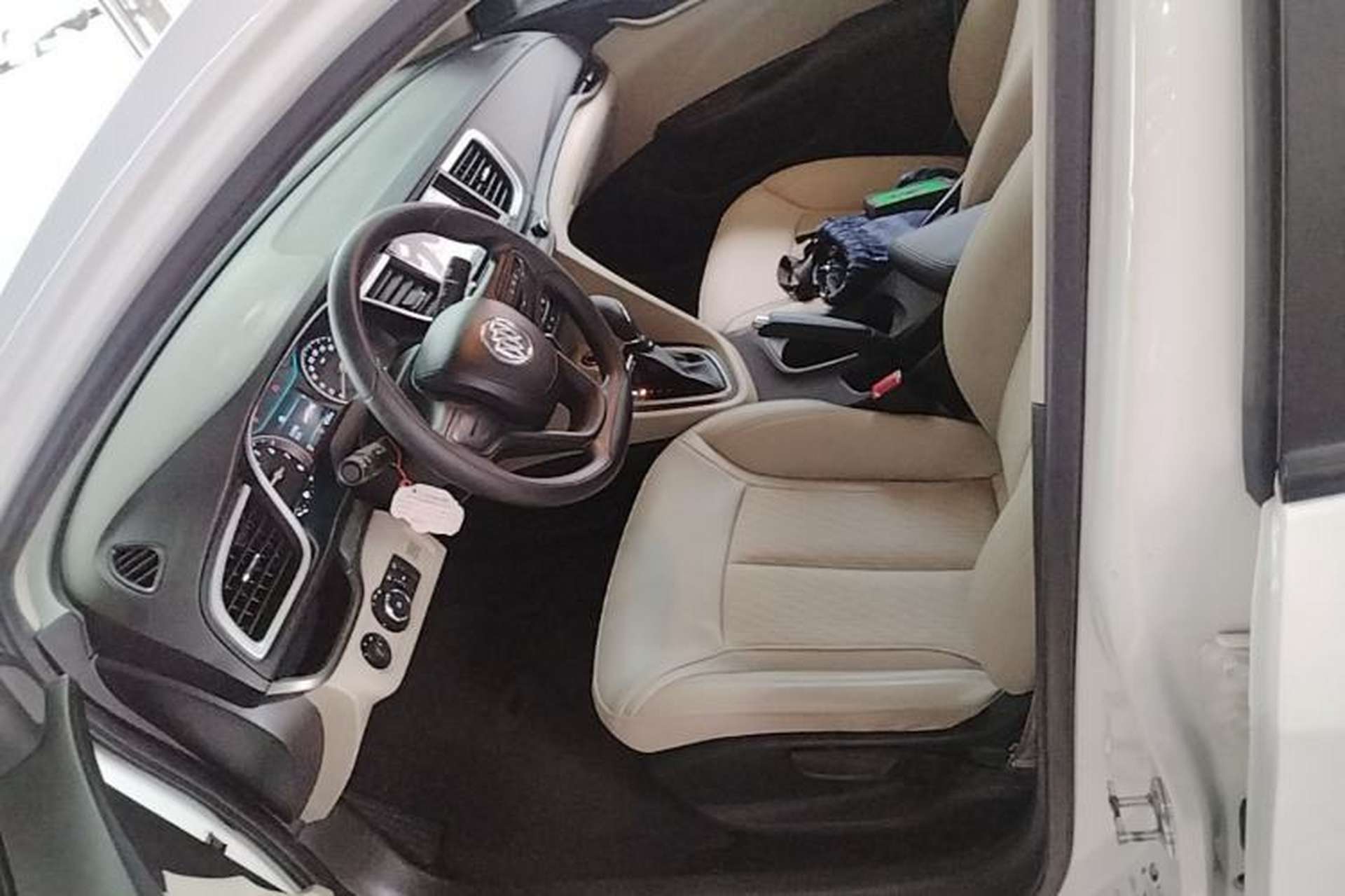 Used Buick GT 2016 15N Automatic Elite Edition Driver Seat