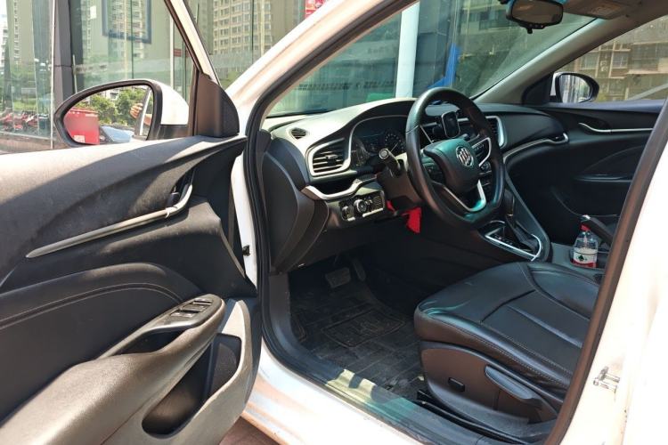 Used Buick GT 2016 18T Dual-Clutch Luxury Model Driver Seat