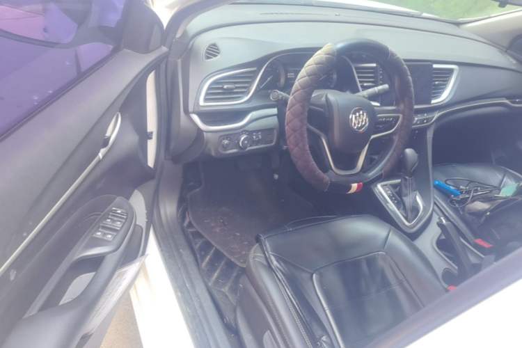 Used Buick GT 2016 15N Automatic Luxury Edition Driver Seat