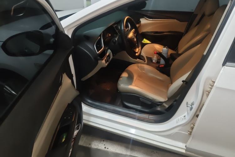 Used Buick GT 2016 15N Automatic Elite Edition Driver Seat