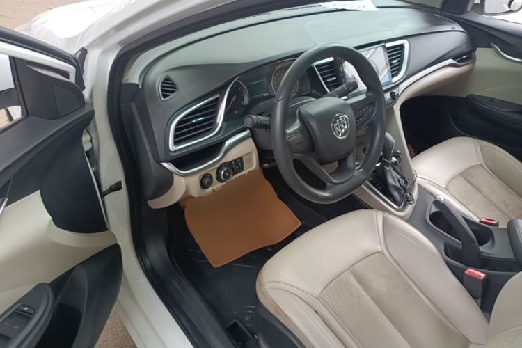 Used Buick GT 2016 15N Automatic Elite Edition Driver Seat