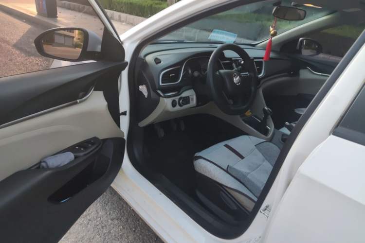 Used Buick GT 2016 15N Manual Entry-Level Trim Driver Seat
