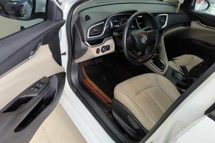 Used Buick GT 2016 15N Automatic Elite Edition Driver Seat