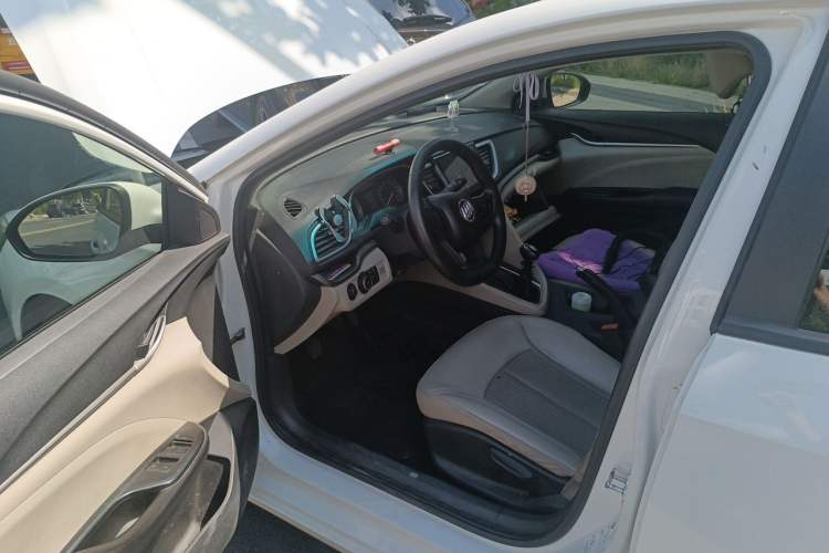Used Buick GT 2016 15N Manual Elite Edition Driver Seat