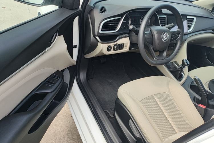 Used Buick GT 2016 15N Manual Entry-Level Trim Driver Seat