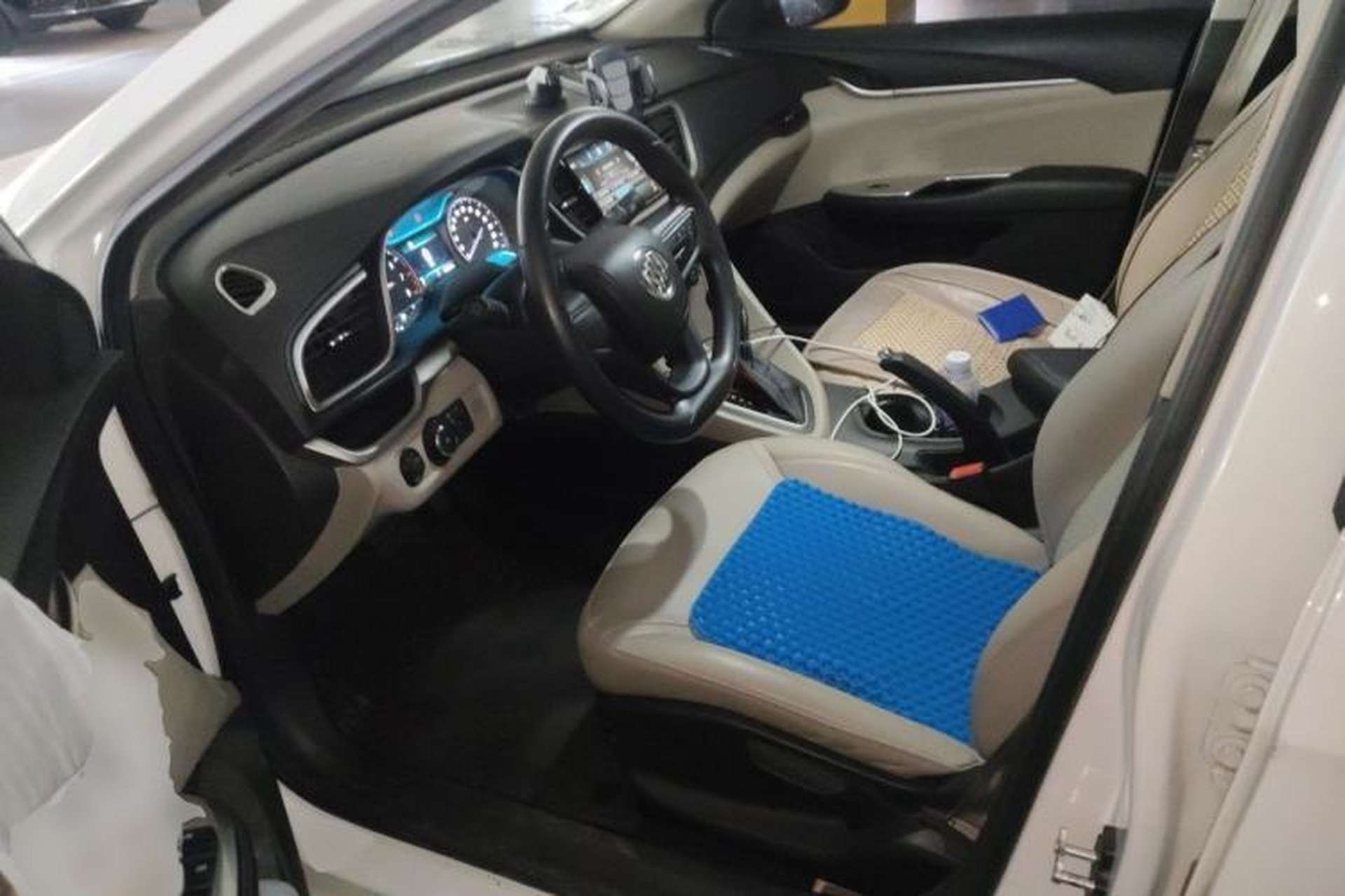 Used Buick GT 2016 15N Automatic Elite Edition Driver Seat