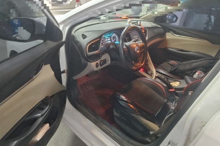 Used Buick GT 2016 15N Automatic Elite Edition Driver Seat