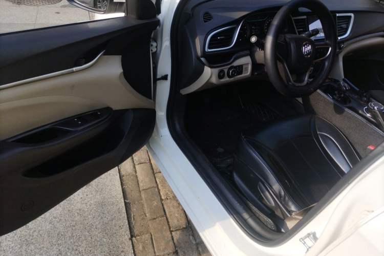 Used Buick GT 2016 15N Manual Entry-Level Trim Driver Seat