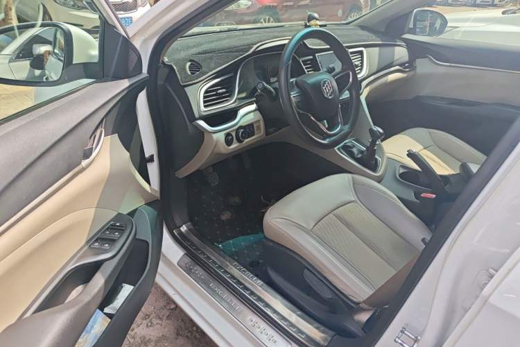 Used Buick GT 2016 15N Manual Elite Edition Driver Seat