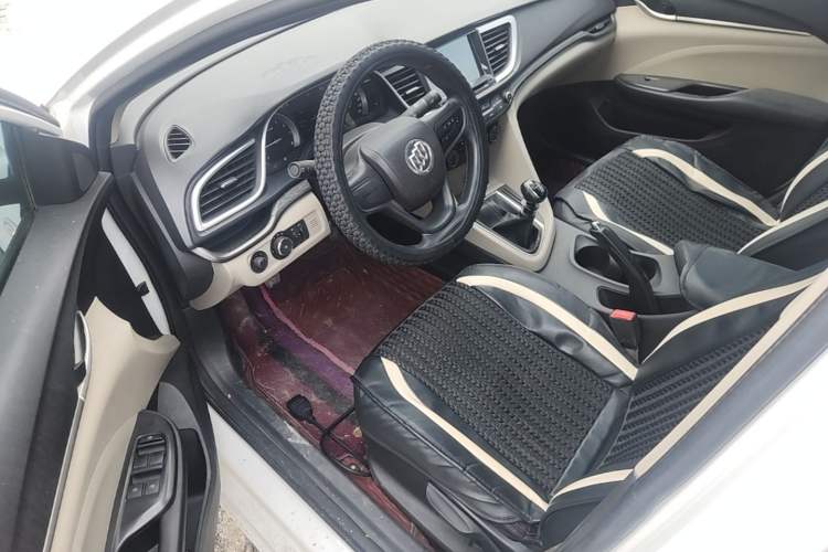 Used Buick GT 2016 15N Manual Elite Edition Driver Seat