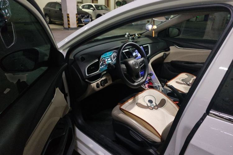 Used Buick GT 2016 15N Automatic Elite Edition Driver Seat