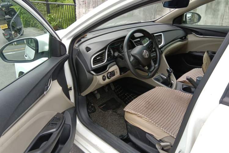 Used Buick GT 2016 15N Manual Entry-Level Trim Driver Seat