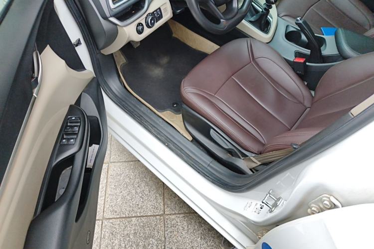 Used Buick GT 2016 15N Manual Entry-Level Trim Driver Seat
