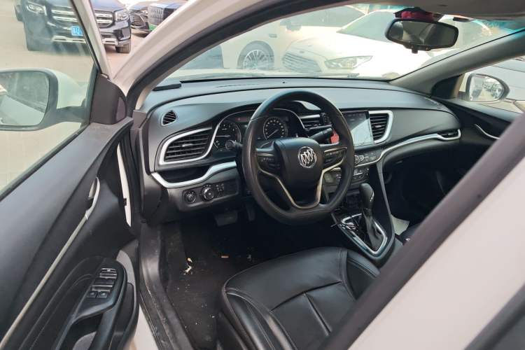 Used Buick GT 2016 18T Dual-Clutch Luxury Model Driver Seat