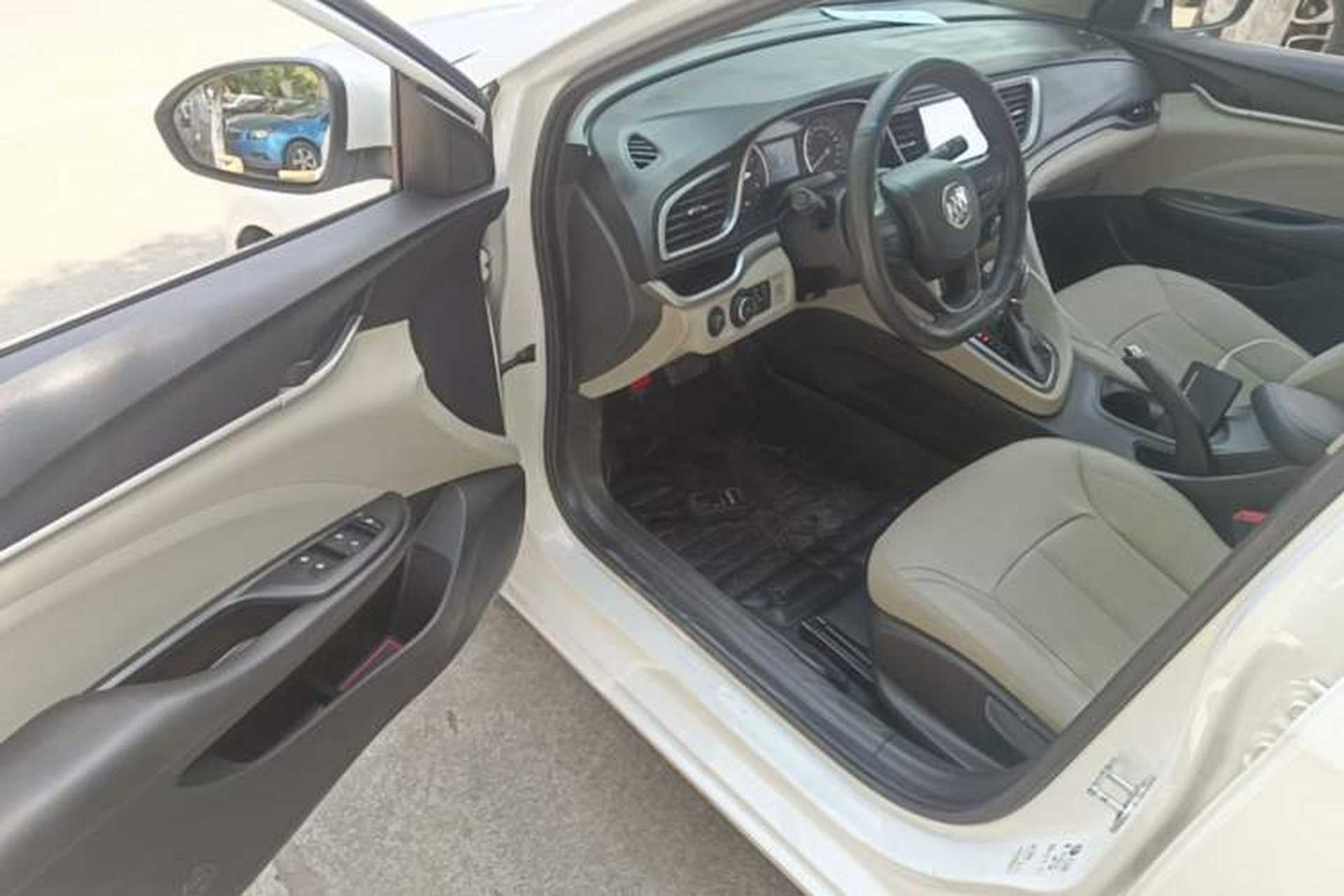 Used Buick GT 2016 15N Automatic Elite Edition Driver Seat