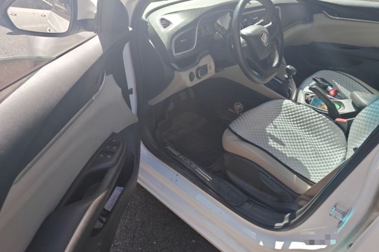 Used Buick GT 2016 15N Manual Elite Edition Driver Seat