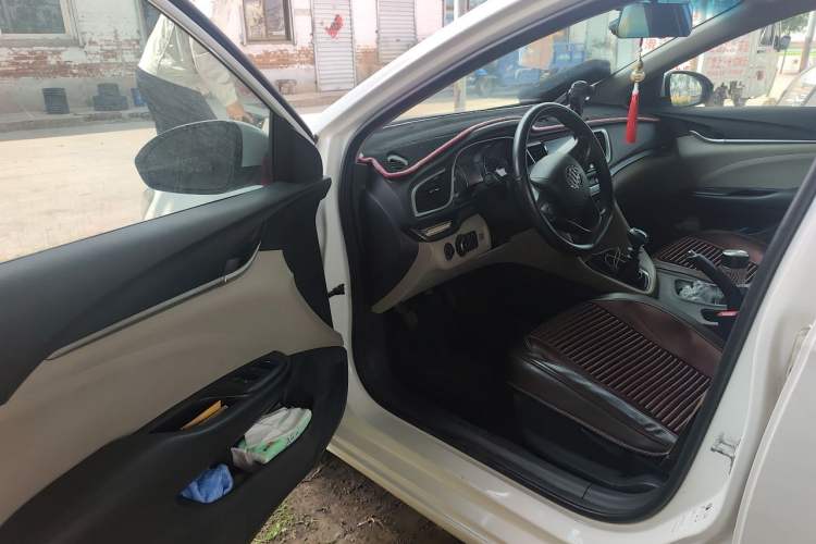 Used Buick GT 2016 15N Manual Elite Edition Driver Seat