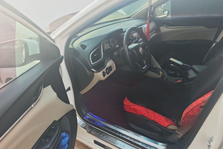 Used Buick GT 2016 15N Automatic Elite Edition Driver Seat