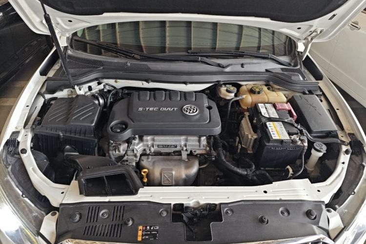 Used Buick GT 2016 15N Automatic Elite Edition Engine Bay