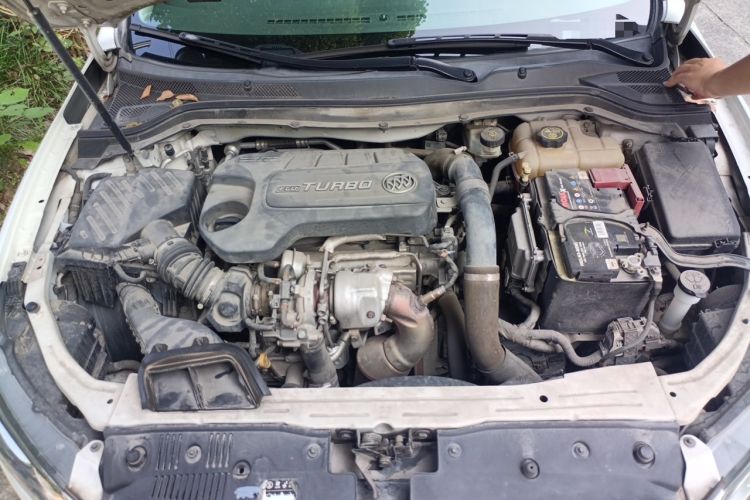 Used Buick GT 2016 18T Dual-Clutch Luxury Model Engine Bay