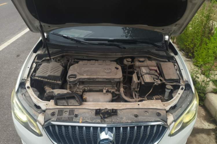 Used Buick GT 2016 15N Automatic Entry-Level Trim Engine Bay