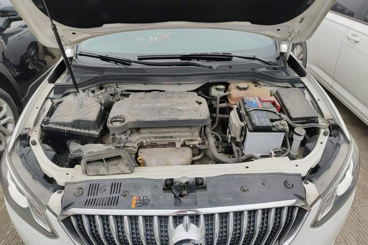 Used Buick GT 2016 15N Automatic Entry-Level Trim Engine Bay