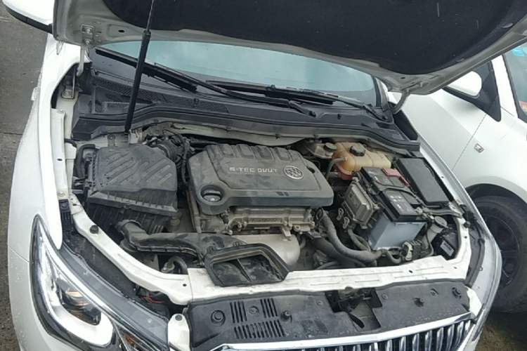 Used Buick GT 2016 15N Automatic Elite Edition Engine Bay