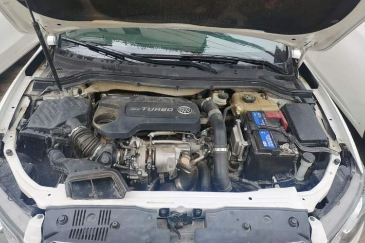 Used Buick GT 2016 18T Dual-Clutch Elite Model Engine Bay