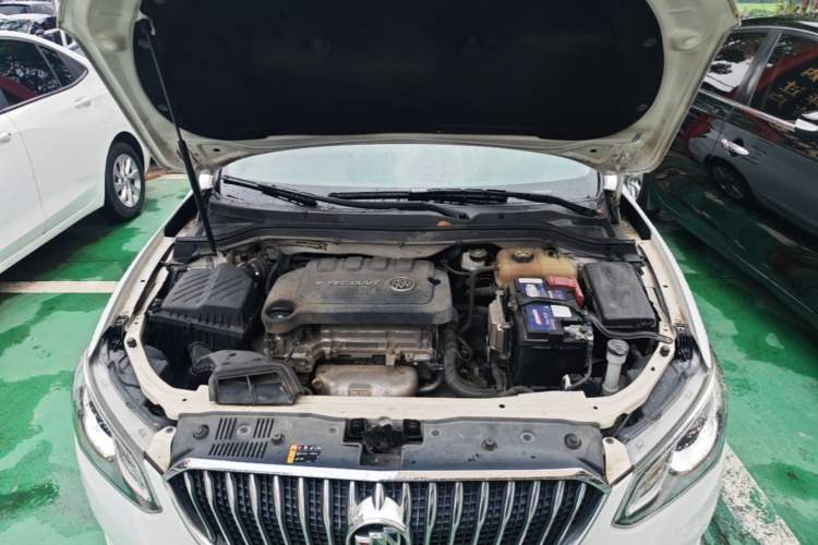Used Buick GT 2016 15N Automatic Elite Edition Engine Bay