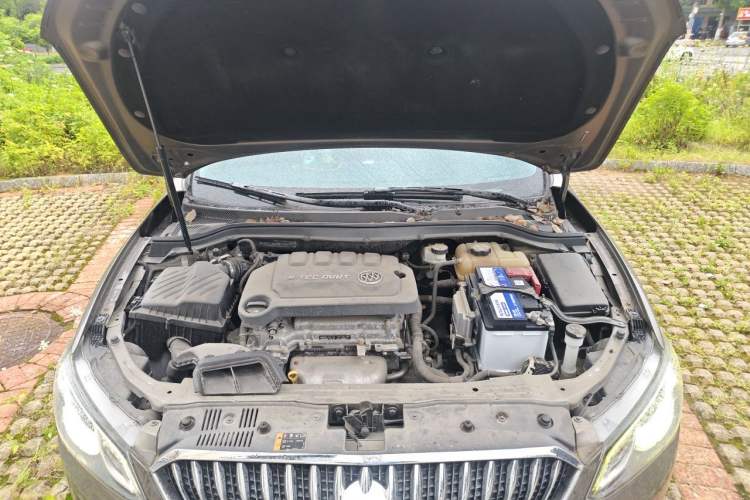 Used Buick GT 2016 15N Automatic Luxury Edition Engine Bay