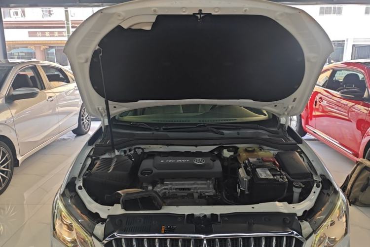 Used Buick GT 2016 15N Automatic Elite Edition Engine Bay