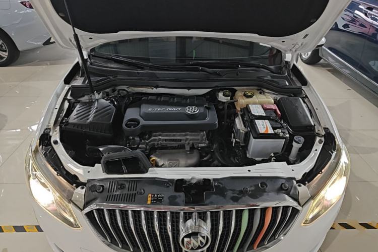 Used Buick GT 2016 15N Automatic Elite Edition Engine Bay