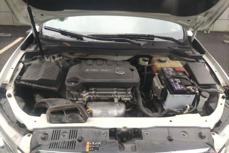 Used Buick GT 2016 15N Automatic Elite Edition Engine Bay
