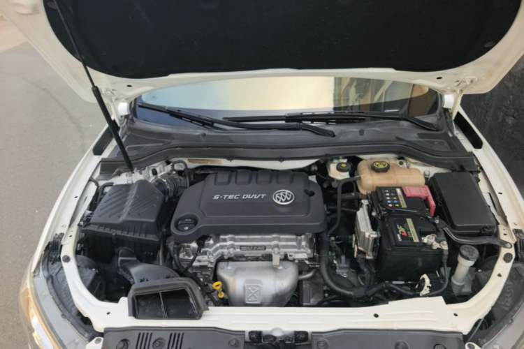Used Buick GT 2016 15N Automatic Elite Edition Engine Bay