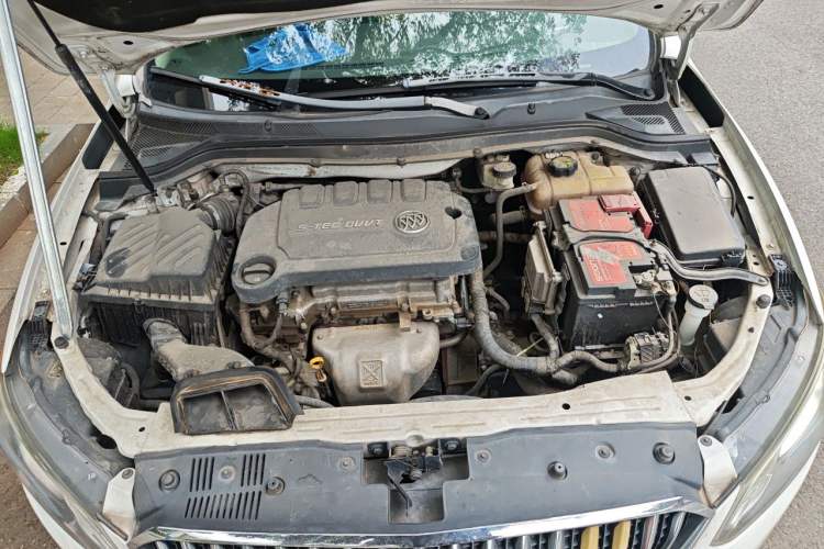 Used Buick GT 2016 15N Automatic Elite Edition Engine Bay
